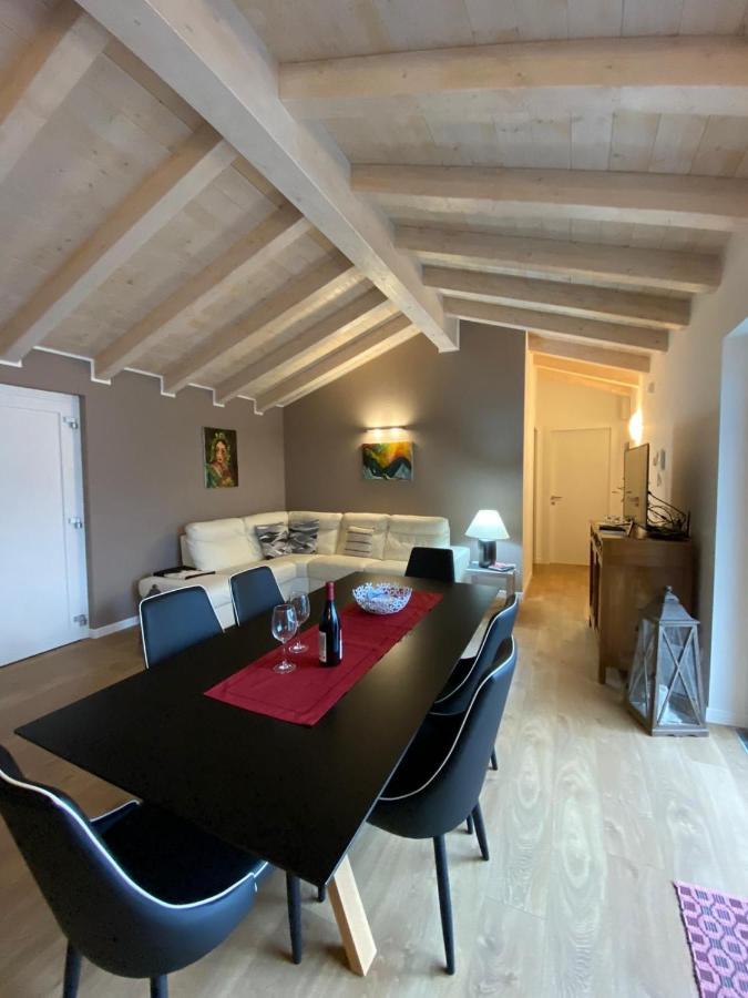 ジェーラ・ラーリオCasa Bbアパートメント エクステリア 写真